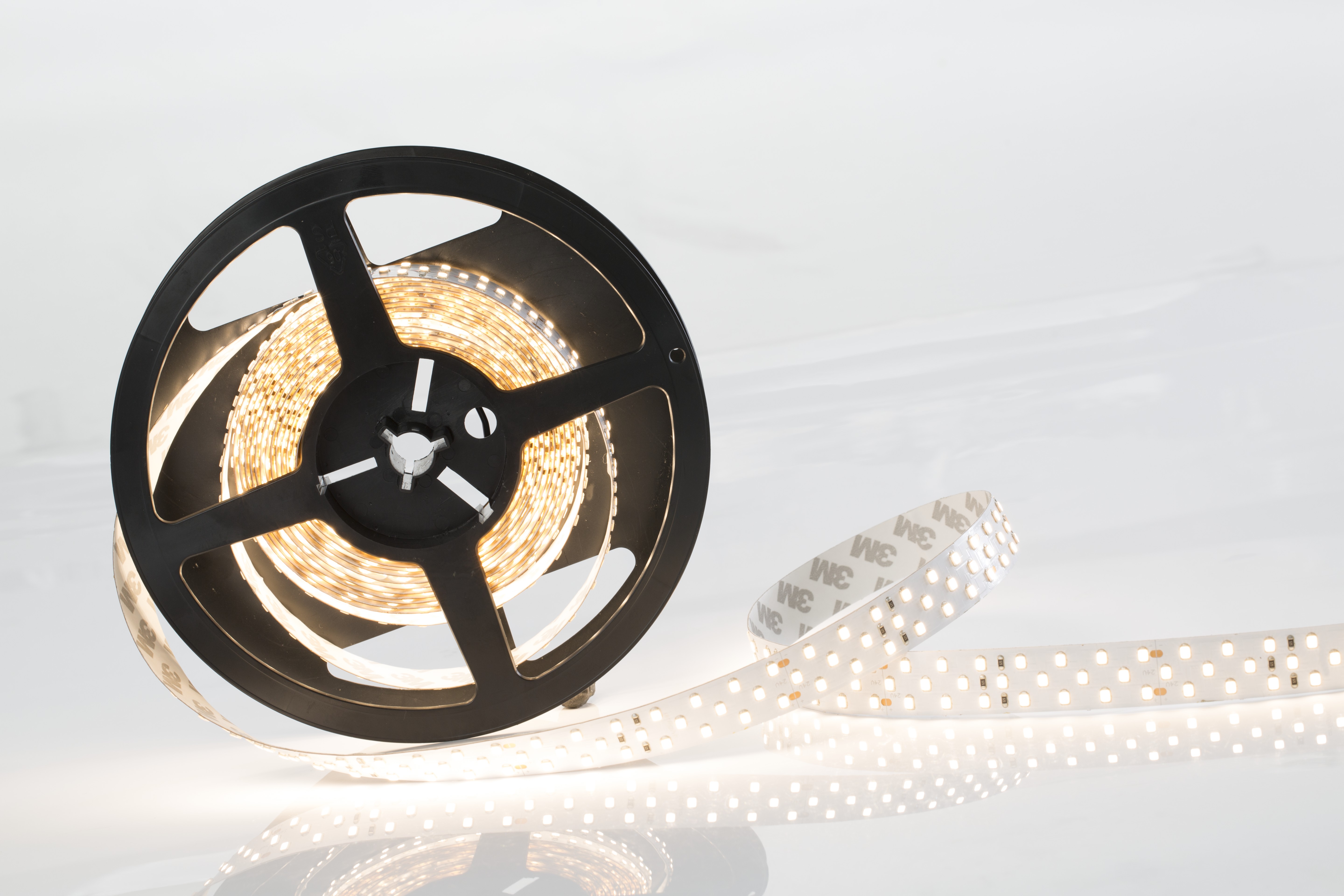 Лента OLS1 5000-19 24V 3000K (2835, 252LED/m, CRI90+)